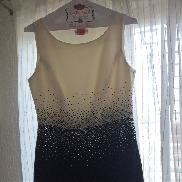 Calvin Klein Black & White Sequin Dress! 🖤 - Picture 4 of 4